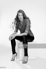 Alyssa Sutherland for Self Assignment фото №948946