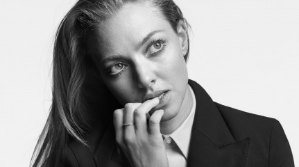 Amanda Seyfried by Craig McDean for Theory FW 2021 Campaign (September 2021) фото №1309930