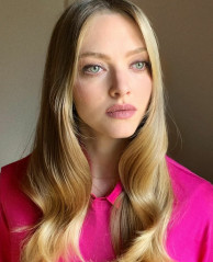 Amanda Seyfried - 'Mank' Promotional 11/17/2020 фото №1284590