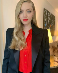 Amanda Seyfried - Sunday Morning 10/25/2020 фото №1280490