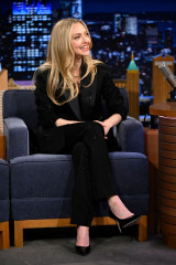 Amanda Seyfried – at Tonight Show Starring Jimmy Fallon фото №1413471