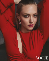 Amanda Seyfried ~ Vogue Hong Kong June 2023 by Michael Schwartz фото №1371581