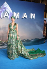 Amber Heard – “Aquaman” Premiere in London фото №1121634