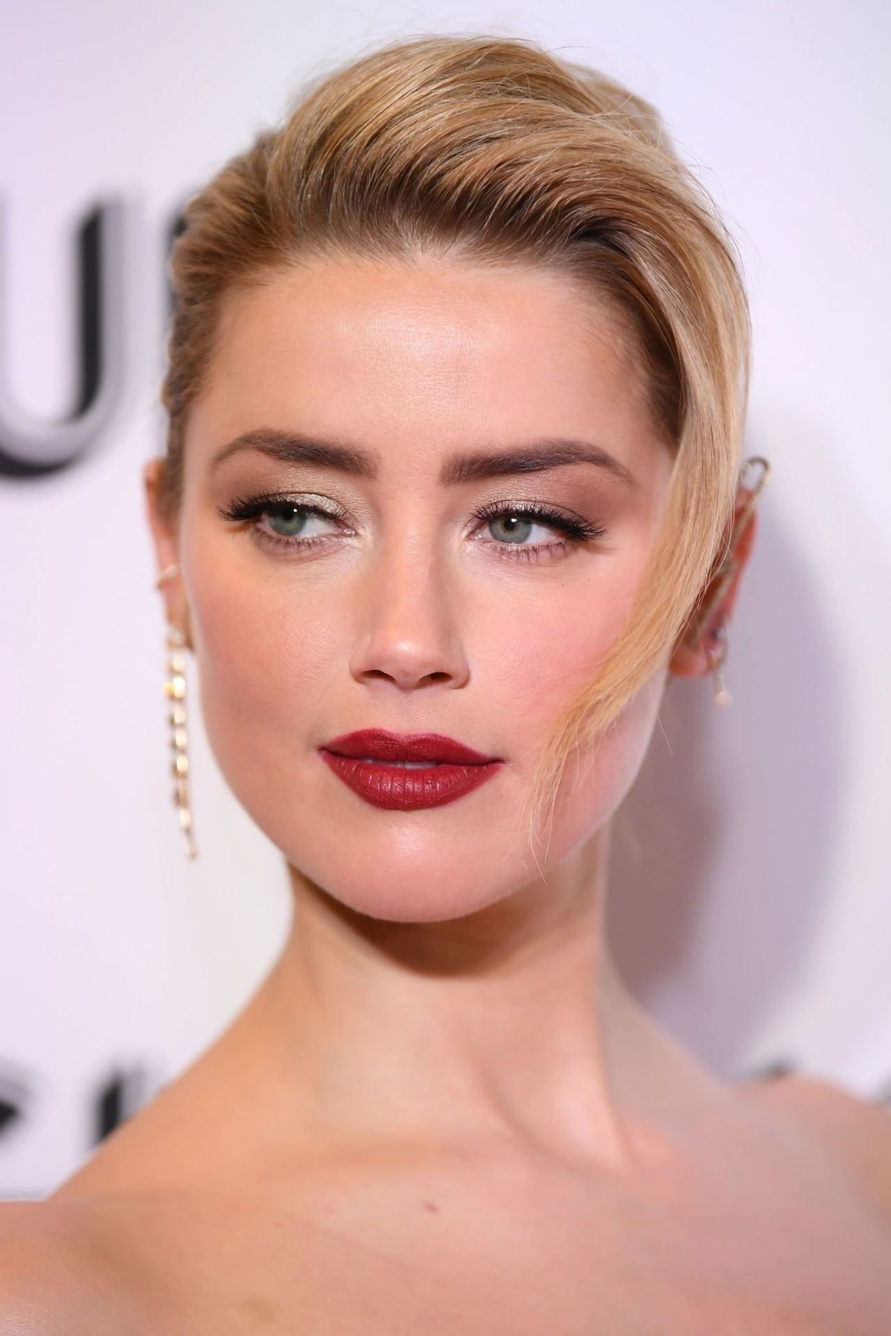 Эмбер Хёрд (Amber Heard)