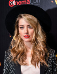 Amber Heard – “The Big Picture” at CinemaCon 2018 in Las Vegas фото №1064898