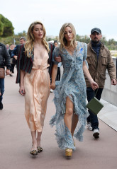 Amber Heard is seen during the 72nd annual Cannes Film Festival  фото №1175644