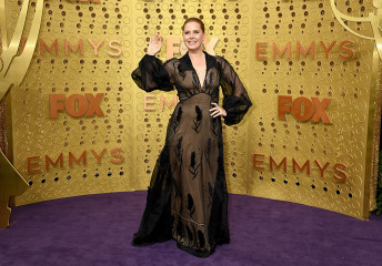 Amy Adams - 71st Emmy Awards in Los Angeles 09/22/2019 фото №1220651