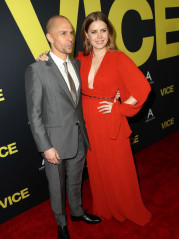 Amy Adams – “Vice” Premiere in Beverly Hills  фото №1124776