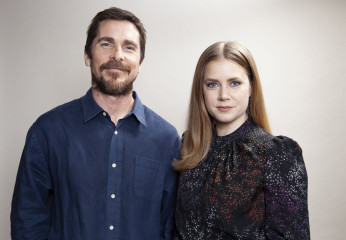 Amy Adams and Christian Bale – AP News Portraits, December 2018 фото №1129144