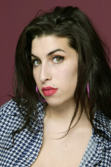 Amy Winehouse фото №645727
