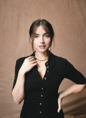 Ana de Armas by Benjamin Trivett for People EW, 49th Annual TIFF 09/07/2024 фото №1409835