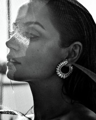 Ana de Armas by Alique for Vogue Mexico (2020) фото №1276956