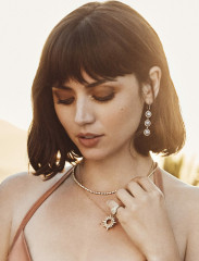 Ana de Armas - Only Natural Diamonds 'No Moments Like No Other' Campaign 2021 фото №1309217
