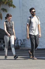 Ana De Armas with boyfriend out in Los Angeles фото №1058715