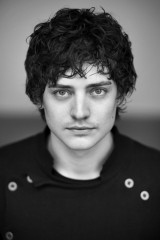 Aneurin Barnard фото №884075