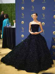 Angela Sarafyan-70th Emmy Awards in Los Angeles фото №1101834