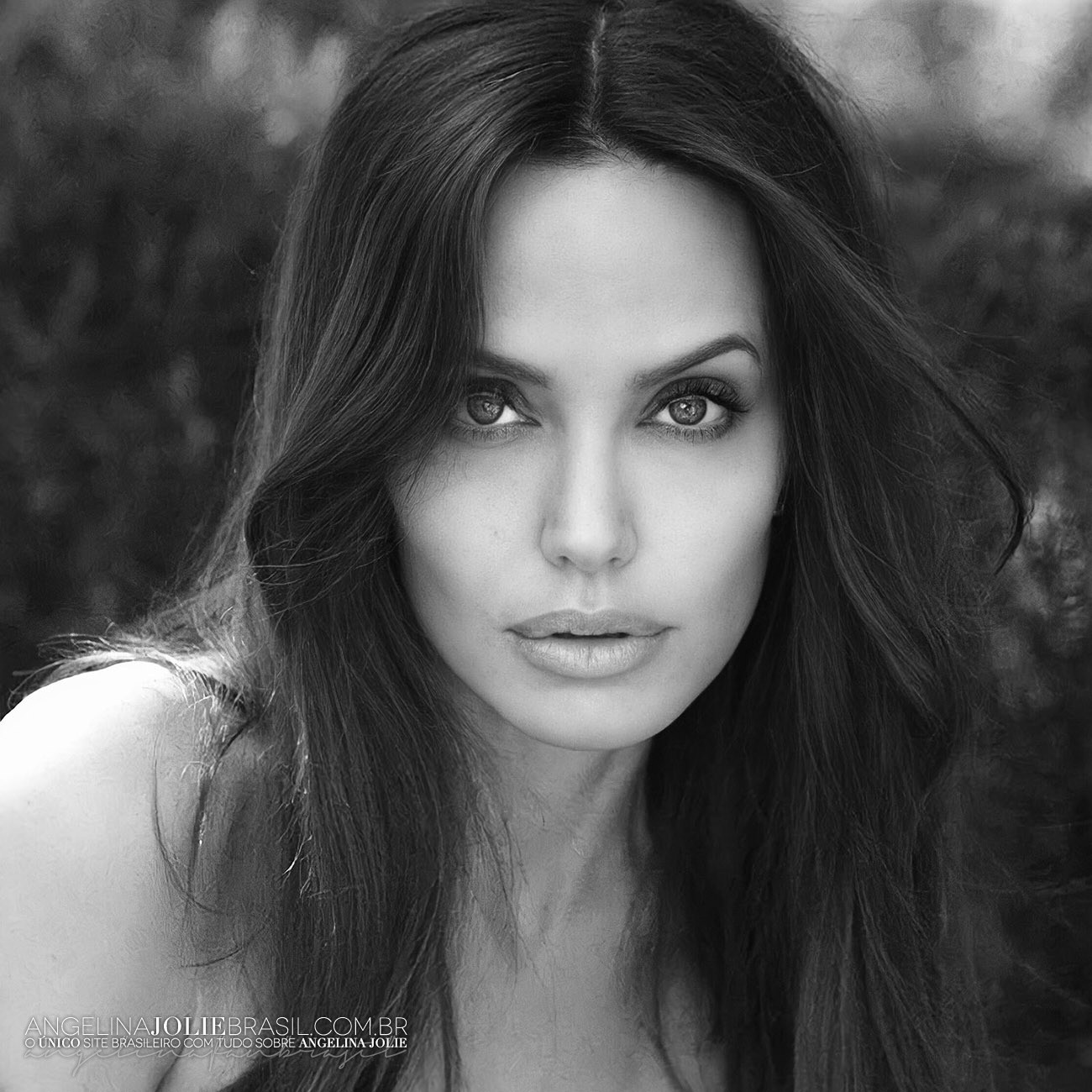 Анджелина Джоли (Angelina Jolie)