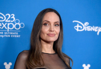 Angelina Jolie - D23 Expo in Anaheim 08/24/2019 фото №1213774