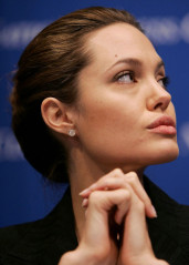 Angelina Jolie фото №105732
