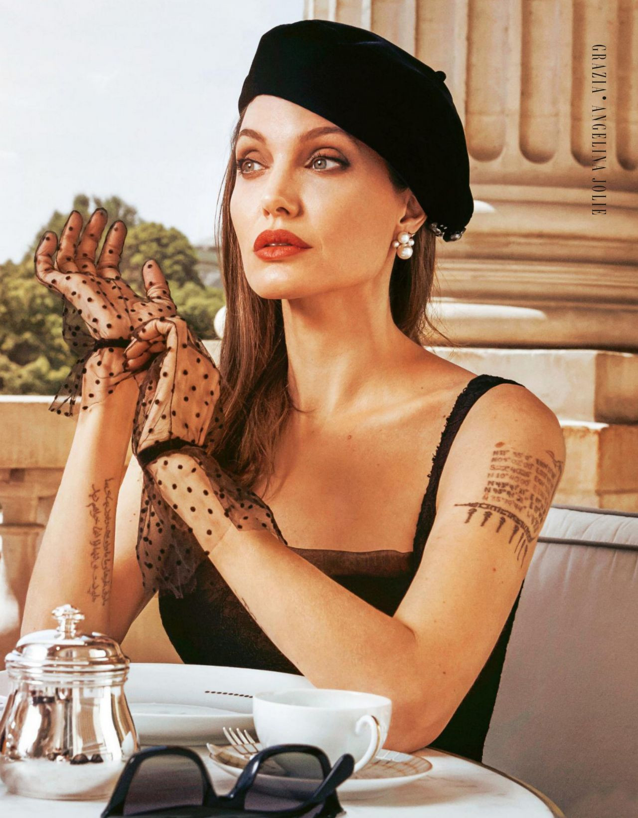 Анджелина Джоли (Angelina Jolie)