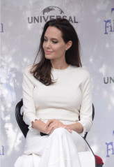 Angelina Jolie фото №994073