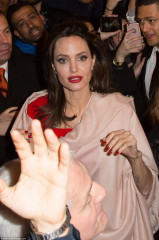Angelina Jolie фото №1036682