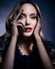 Angelina Jolie by Jason Bell (October 2019) фото №1329747