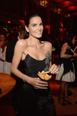 Angie Harmon фото №794529