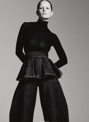Anna Ewers фото №1408190