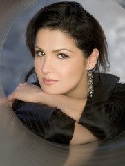 Anna Netrebko фото