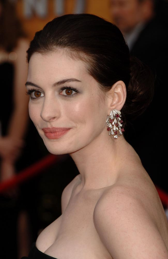 Энн Хэтэуэй (Anne Hathaway)