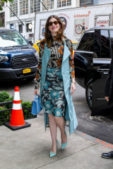 Anne Hathaway - Out in New York фото №1169581