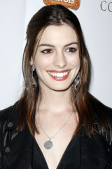 Anne Hathaway фото №259646