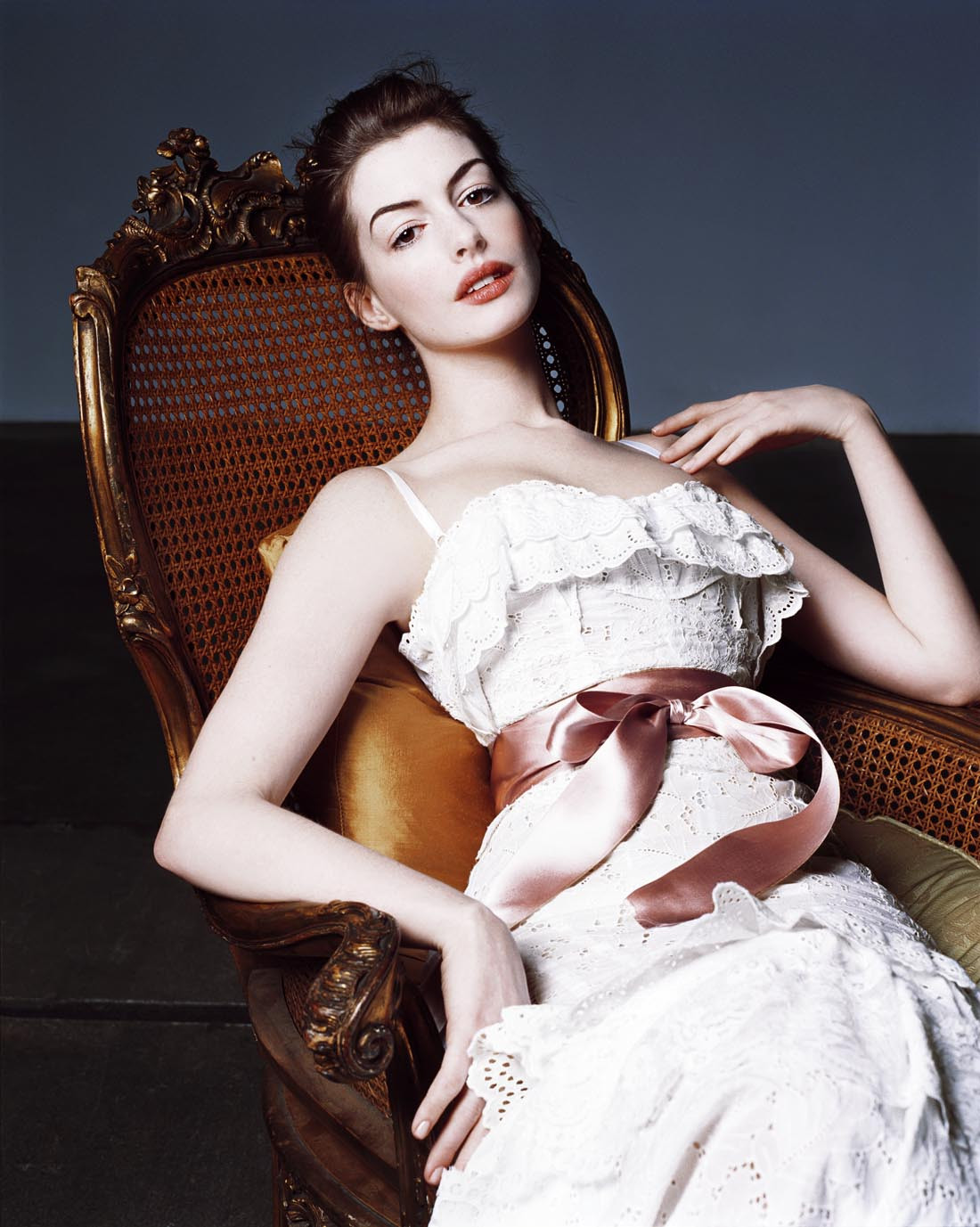 Энн Хэтэуэй (Anne Hathaway)