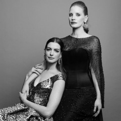 Anne Hathaway and Jessica Chastain – 76th Golden Globe Awards Photoshoot фото №1133809