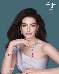 Anne Hathaway – Keer 2019 Campaign фото №1200759