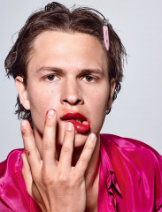 Ansel Elgort for V Man Magazine // 2019 фото №1214925