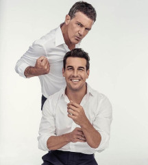 Antonio Banderas &amp; Mario Casas фото №1354404