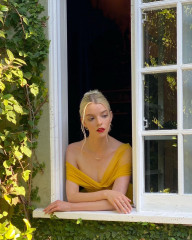 Anya Taylor-Joy by  Erik Carter for People Magazine (August 2021) фото №1309067