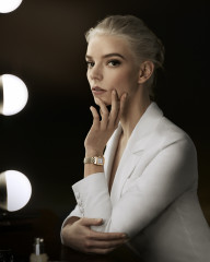 Anya Taylor-Joy - Jaeger-LeCoultre 'The Watchmaker of Watchmakers' (2023) фото №1372201