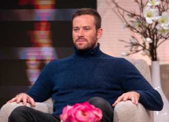 Armie Hammer - Lorraine TV Show in London 02/15/2019 фото №1331008