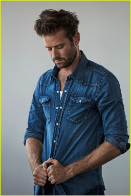 Armie Hammer by Nino Munoz for Out Magazine (2017) фото №1380168