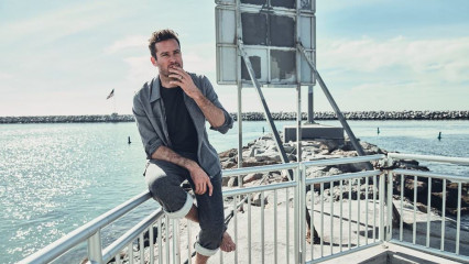 Armie Hammer for Mr Porter фото №1023958