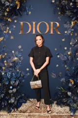 Ashley Park-Dior Beauty Celebrates J’adore With Holiday Dinner фото №1328464