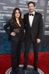 Ashton Kutcher - 2023 9th Annual Breakthrough Prize Ceremony in Los Angeles фото №1369059