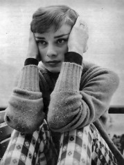 Audrey Hepburn фото №512979