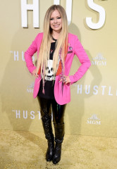 Avril Lavigne - 'The Hustle' Premiere in Los Angeles 05/08/2019 фото №1170964