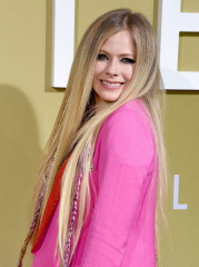 Avril Lavigne - 'The Hustle' Premiere in Los Angeles 05/08/2019 фото №1170962