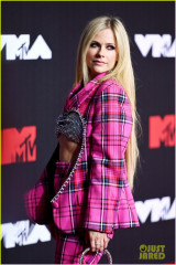 Avril Lavigne - MTV VMA in New York 09/12/2021 фото №1310526
