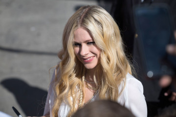 Avril Lavigne Leaving Jimmy Kimmel Live! 09/12/2018 фото №1102311